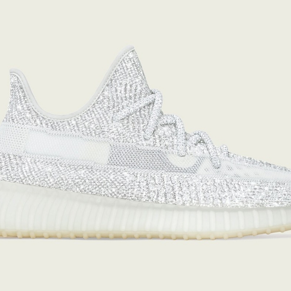 Yeezy yeshaya non-reflective sz 10 mens. deadstock